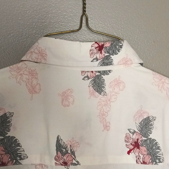 Rue 21 men's Hawaiian shirt size small - Picture 6 of 6